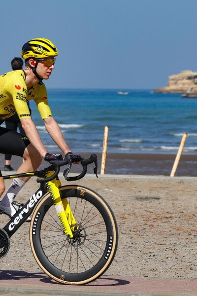 Tour of Oman 2026: Tijmen Graat sluit sterke week af met 24e plaats op Green Mountain