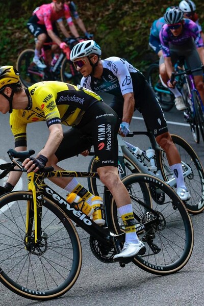 Tijmen Graat toont kracht in Ronde van Lombardije 2025