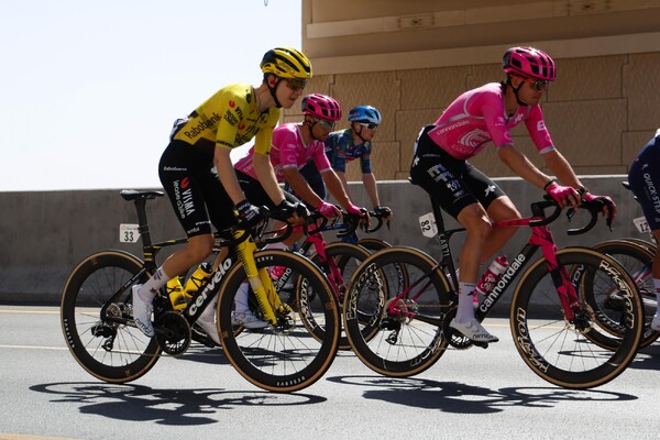 Tour of Oman 2026: Tijmen Graat sluit sterke week af met 24e plaats op Green Mountain